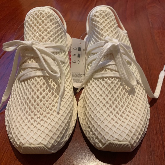 [ Sold] Adidas deerupt runner tennis shoe - Picture 3 of 5